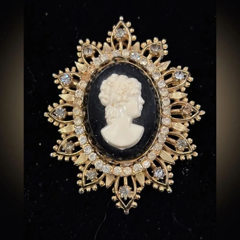Vintage Francois Clear Rhinestone Gold Tone Large Cameo Brooch Pendant Duo